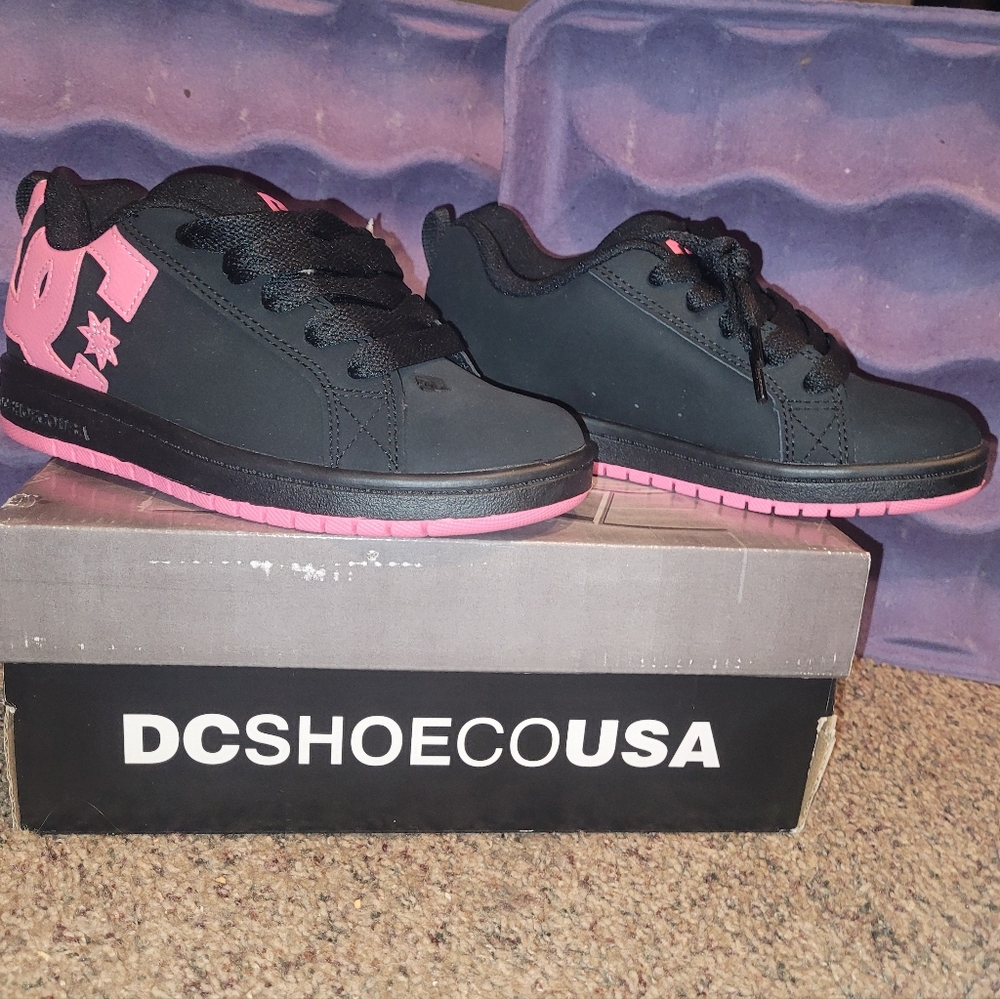 DC Court Graffik Black & Hot Pink Skate Shoes